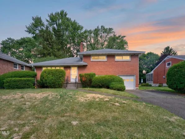 121 Ramsey Place, Albany, NY 12209
