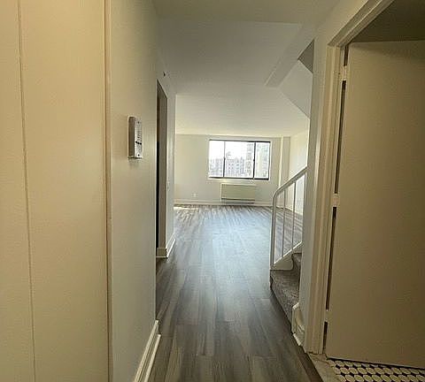 5th image of 323 W 96th St Ph 5