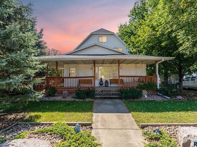 313 E Maple St, Harrisburg, SD, 57032