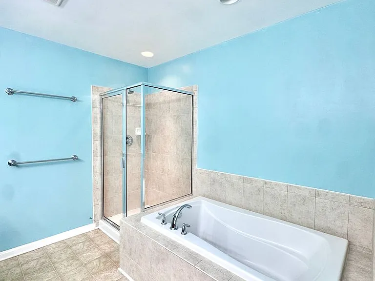 8704 Mayfair Ct — Photo 23