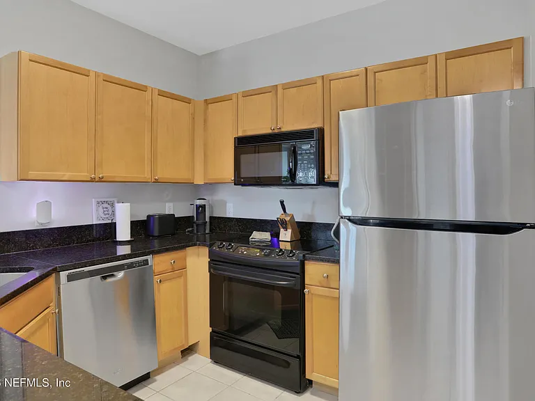 10961 Burnt Mill Rd #425 — Photo 20