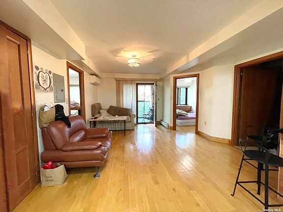 2nd image of 14022 Beech Ave APT 7C