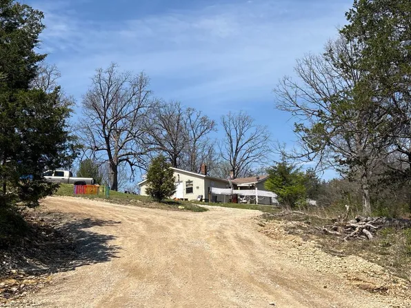 13433 State Rd E, De Soto, MO 63020