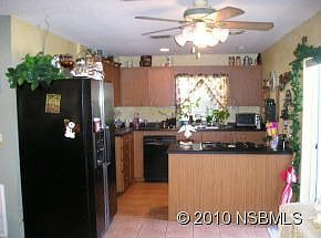 5th image of 164 N Brooks Cir