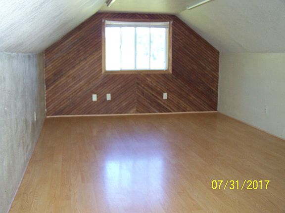3rd image of 91B E Scott Dr