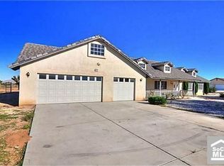7273 Yosemite Ave, Oak Hills, CA 92344