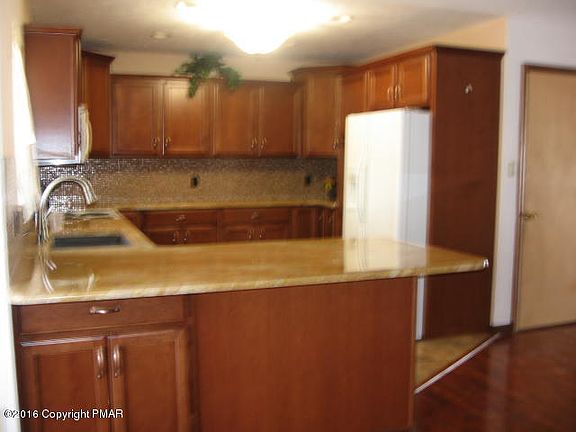 5th image of 204 Old Orchard Dr