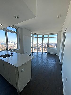 1st image of 309 Gold St APT 30D