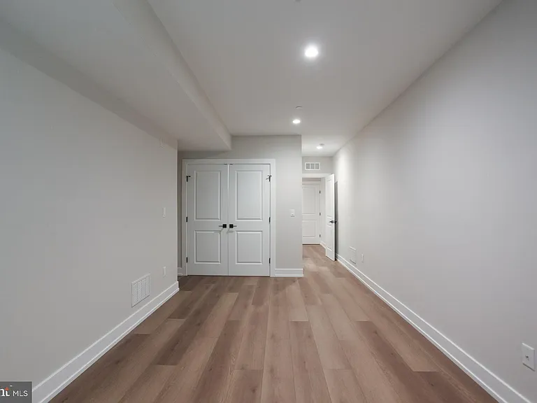 3849 Fairmount Ave #1 — Photo 17