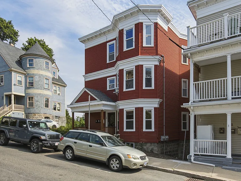 18 Peverell St #3 — Photo 17