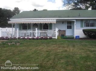 6 Marjorie Dr, Saratoga Springs, NY 12866