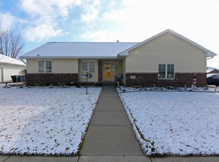 803 12th Ave, Kearney, NE 68845