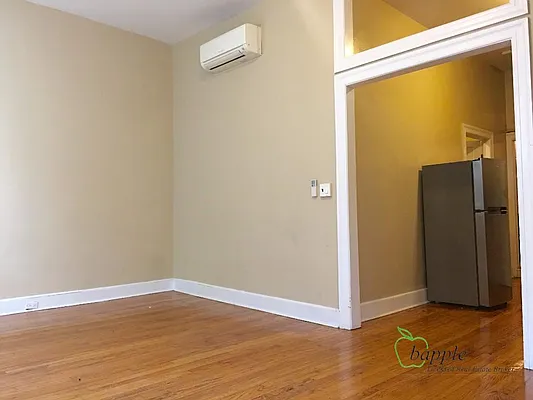 Rented by Bapple | media 12