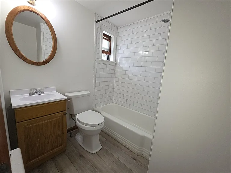 27 Cross St #1 — Photo 8