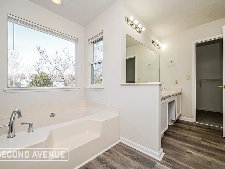 461 Camp Hill Ln — Photo 15