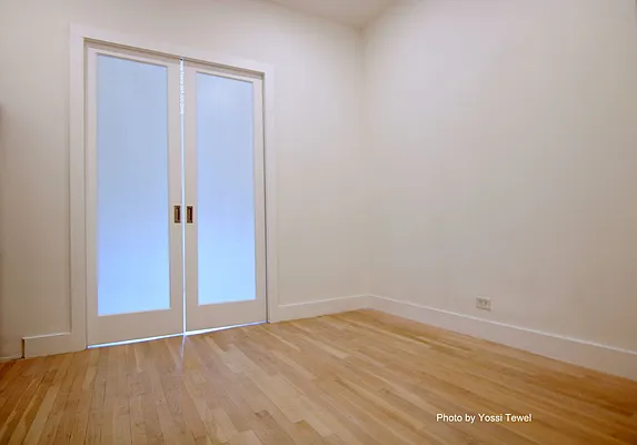 Rented by Uptown Flats LLC | media 7