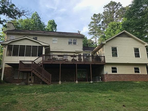 2nd image of 4230 Summit Dr