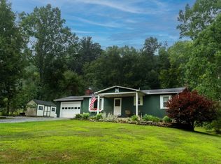 21103 Shore Dr, Meadville, PA 16335