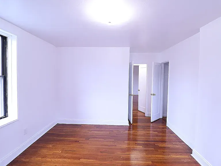 86-09 208th St #3G — Photo 4