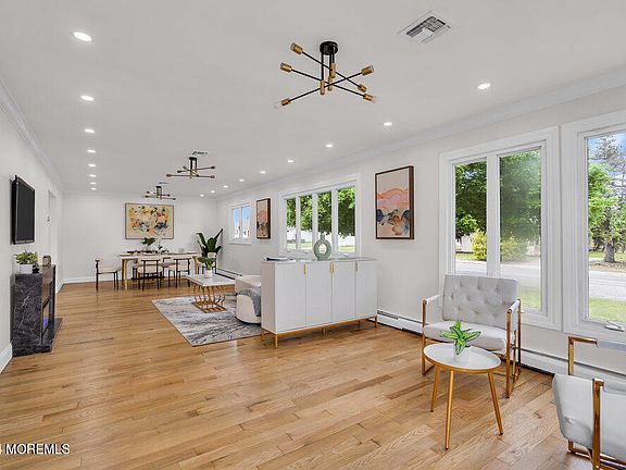 4th image of 95 Scarborough Place