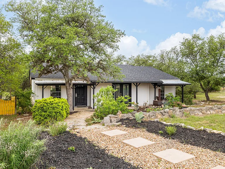 2591 Spring Valley Dr — Photo 26