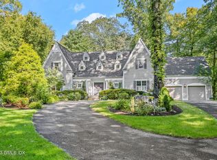 47 Spring Hill Ln E, Stamford, CT 06903