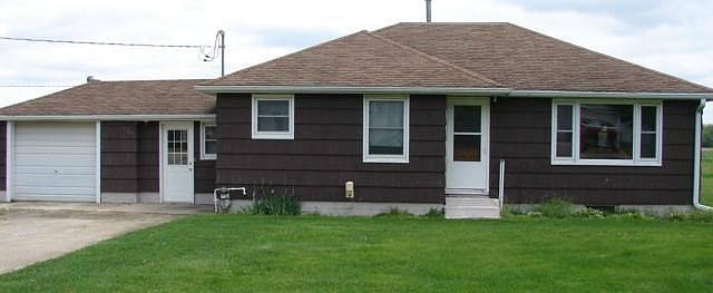 1st image of 220 Stewart St