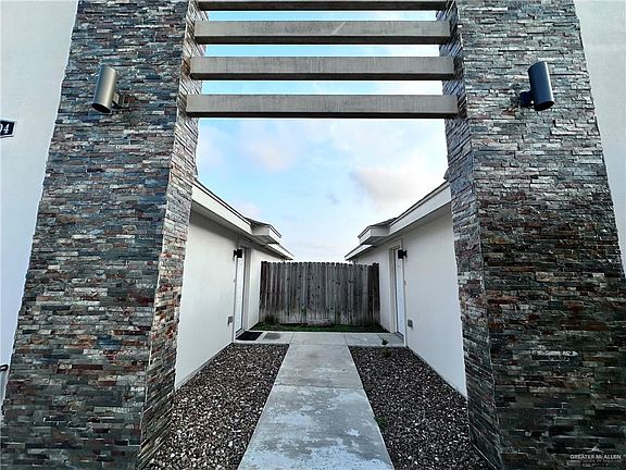 3rd image of 2804 Wolverine St APT 3