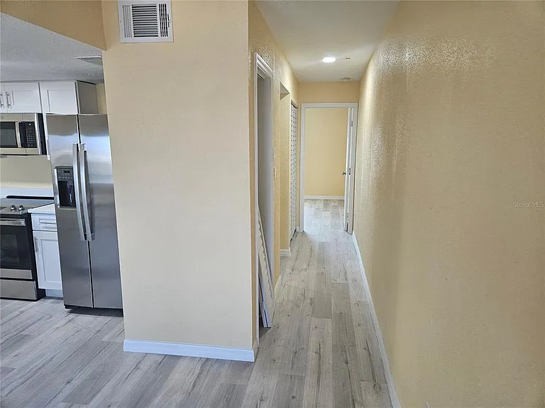350 73rd Ave #4 — Photo 10