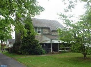 906 W Bridge St, Spring City, PA 19475