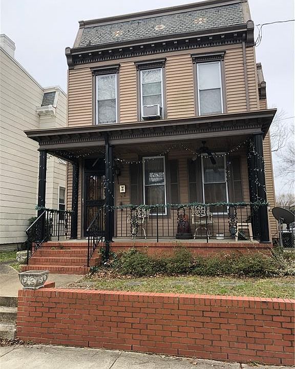 1st image of 1505 Oakwood Ave