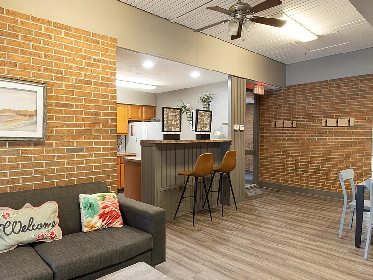 Woodside Terrace Apartments — Photo 19