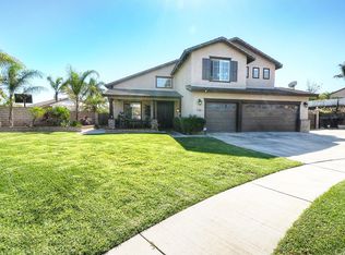 1378 Nandina Cir, Corona, CA 92881