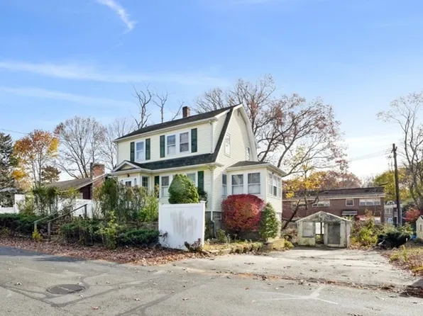 129 Station St, Stoughton, MA 02072