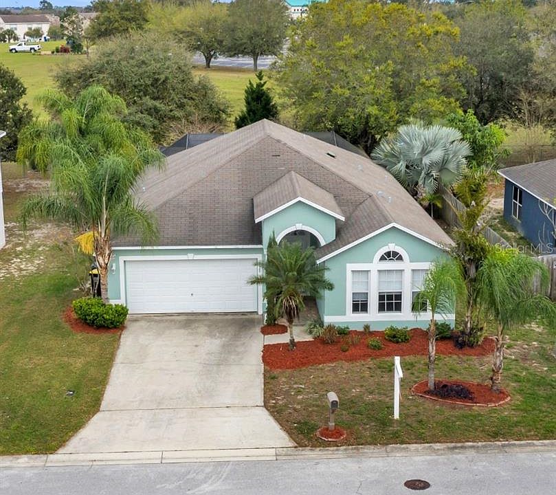 1st image of 1820 Emily Dr