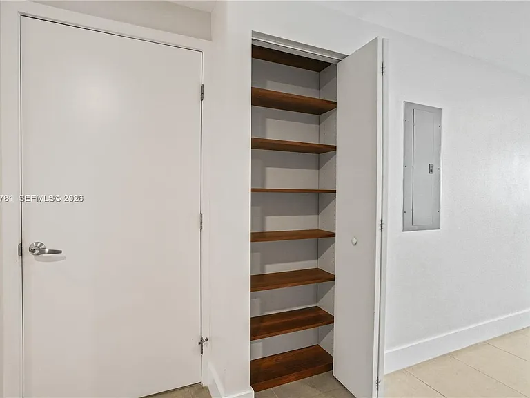 16385 Biscayne Blvd #1919 — Photo 11