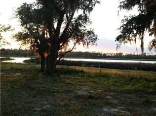 6209 Porteaux Rd, Ocean Springs, MS 39564
