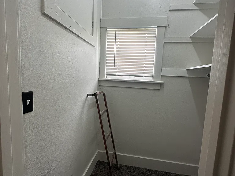 702 W 26th St #A — Photo 26
