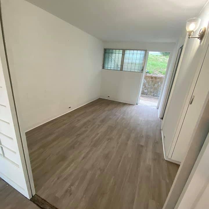 2nd image of 1526 Thurston Ave #5