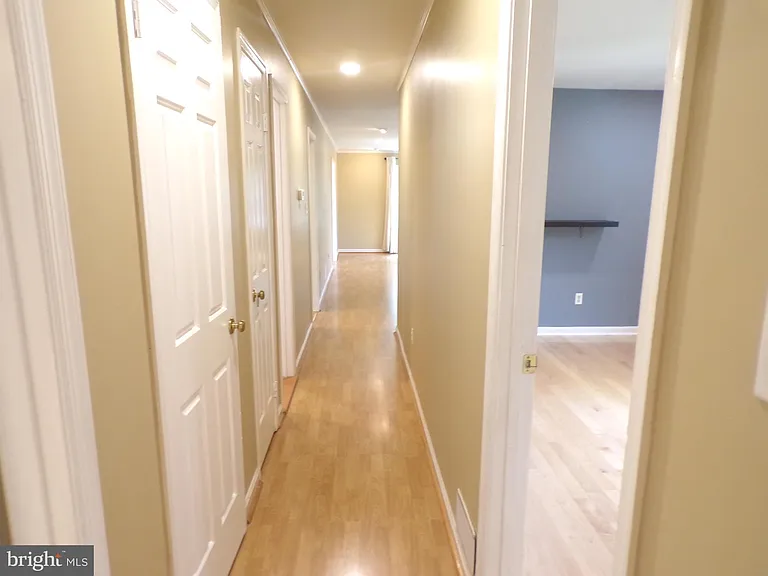 5915 Parkridge Ln — Photo 15