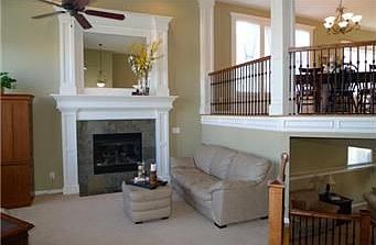 3rd image of 1056 Redwood Ln