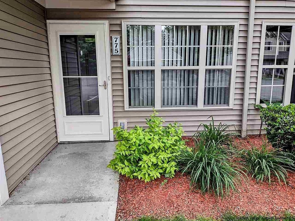 1st image of 775 Gregory Ct