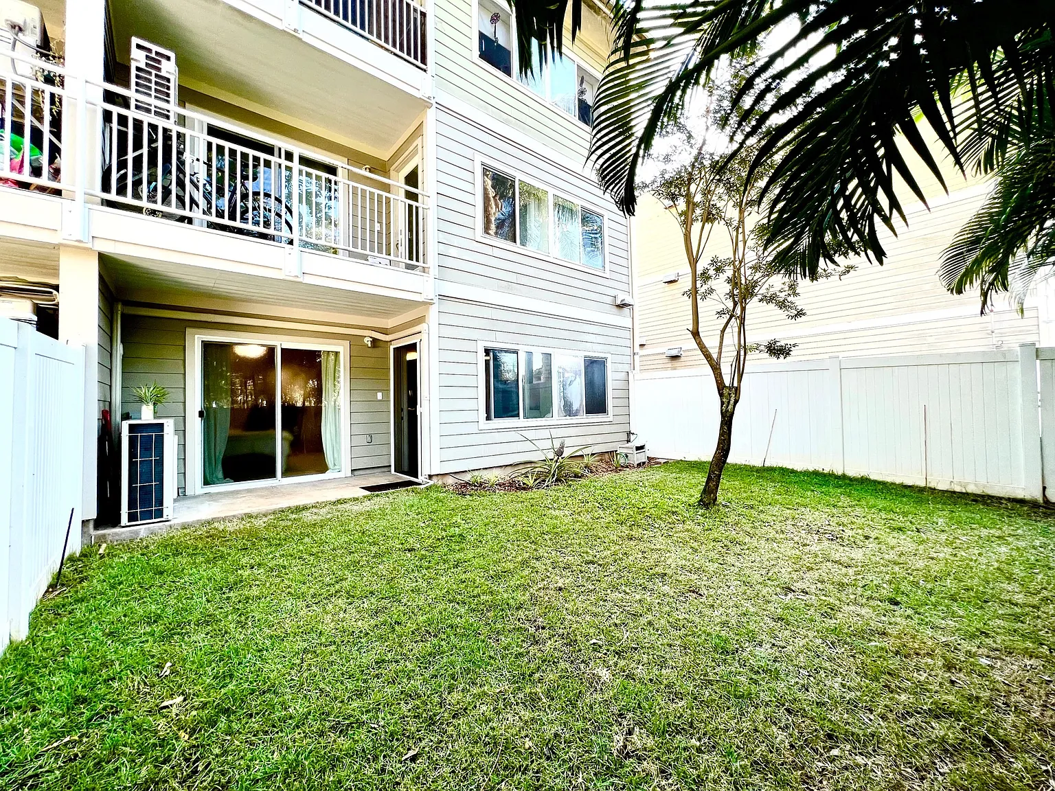 95-060 Waikalani Dr — Photo 1