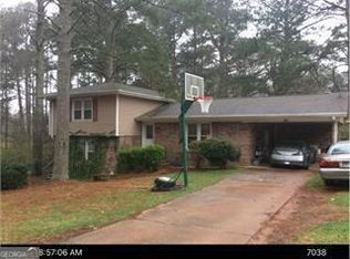 403 Leola Dr, Griffin, GA 30224