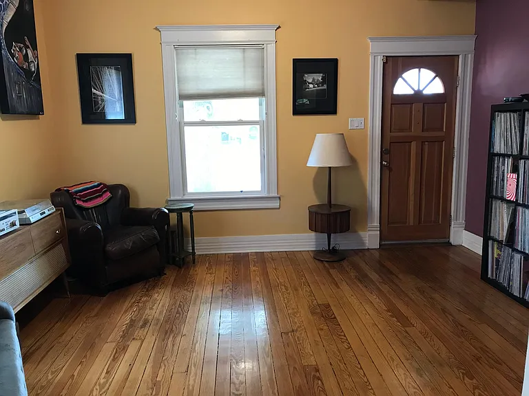 828 E Platte Ave — Photo 6