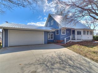 211 Bellevue St, Brooklyn, IA 52211