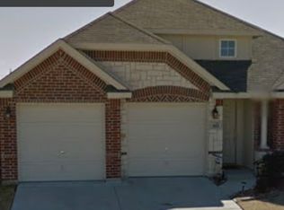 321 Crescent Creek Ln, Fort Worth, TX 76140