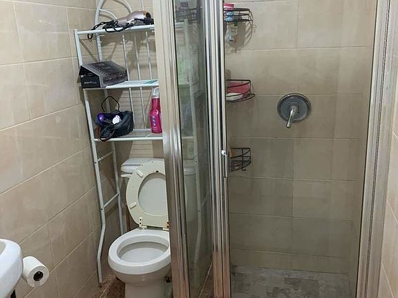 4th image of 2050 45th St APT 1