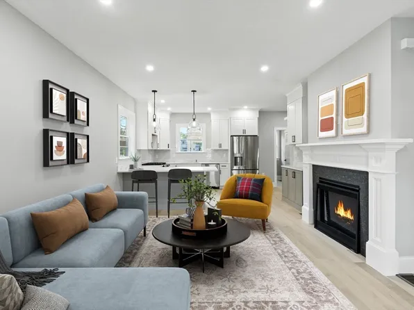 11 Washington St #6, Ipswich, MA 01938