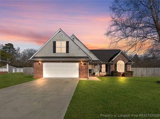 305 Chestnut Dr, Raeford, NC 28376